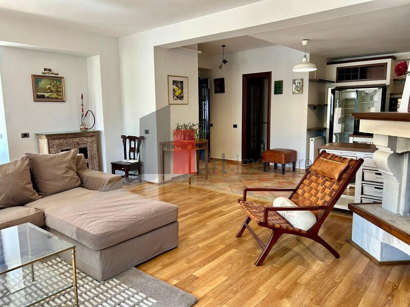 Apartament/Duplex cu 4 camere de inchiriat in zona Vatra Luminoasa.