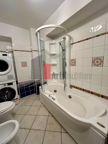 Apartament/Duplex cu 4 camere de inchiriat in zona Vatra Luminoasa.